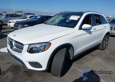 2016 Mercedes-Benz Glc 300 из США, поврежденный, VIN WDC0G4JB3GF040528